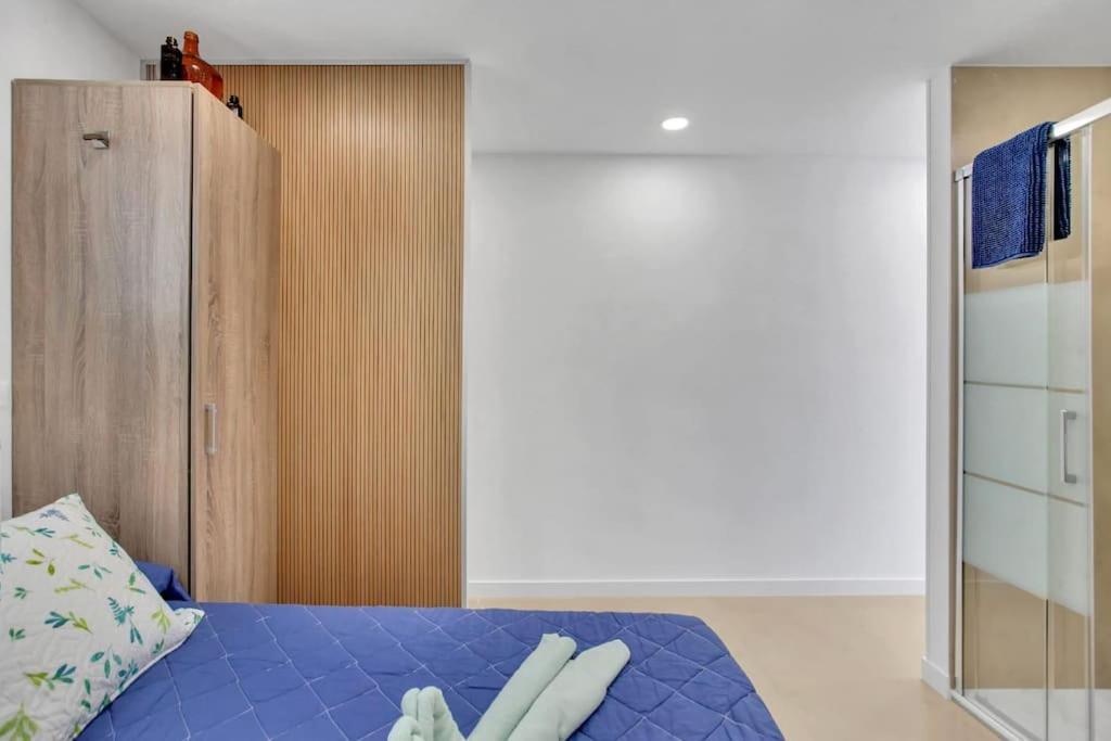 Studio In Torres Del Sol Griffin Near The Beach Arona  Exterior photo